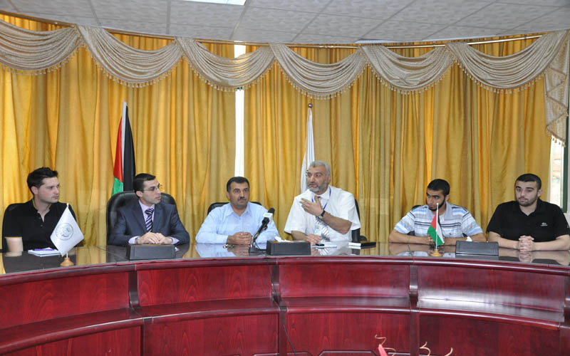 Students from Goldsmith University Visits IUG
